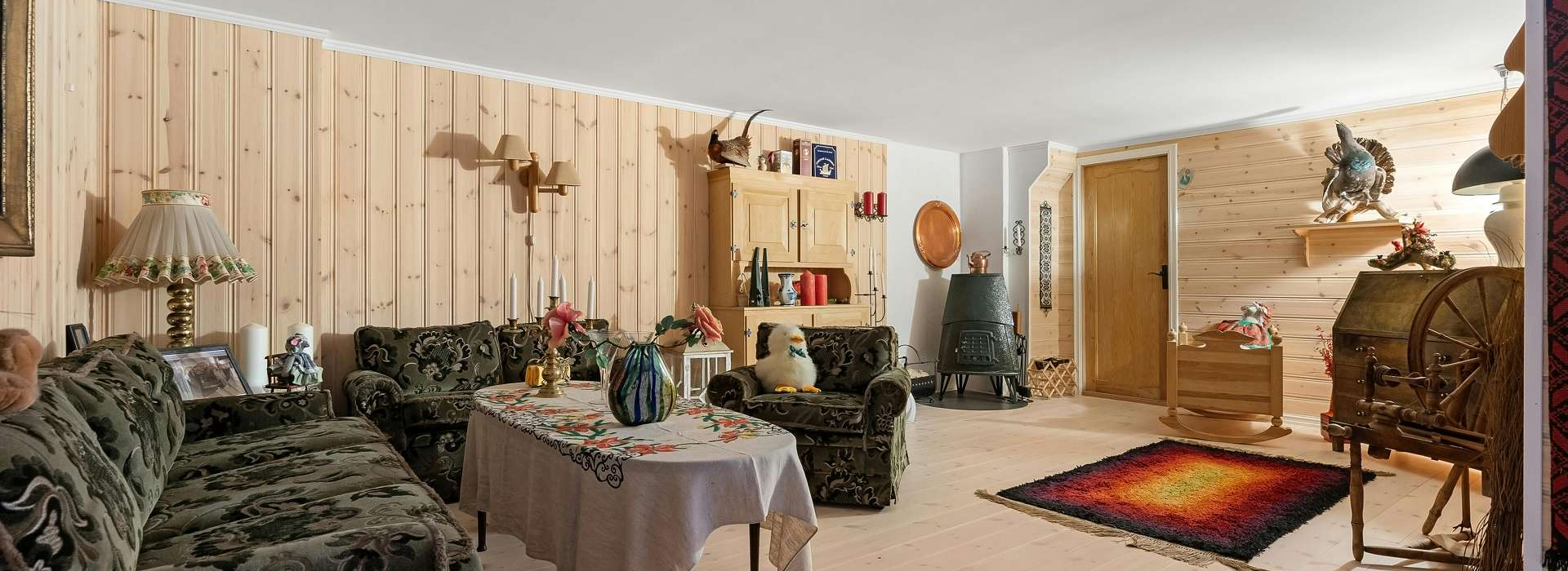 Wohnzimmer mit alter Einrichtung